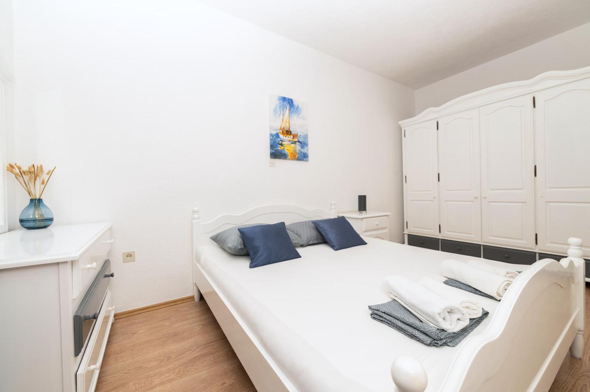Apartments Marsela Tučepi Exteriör bild